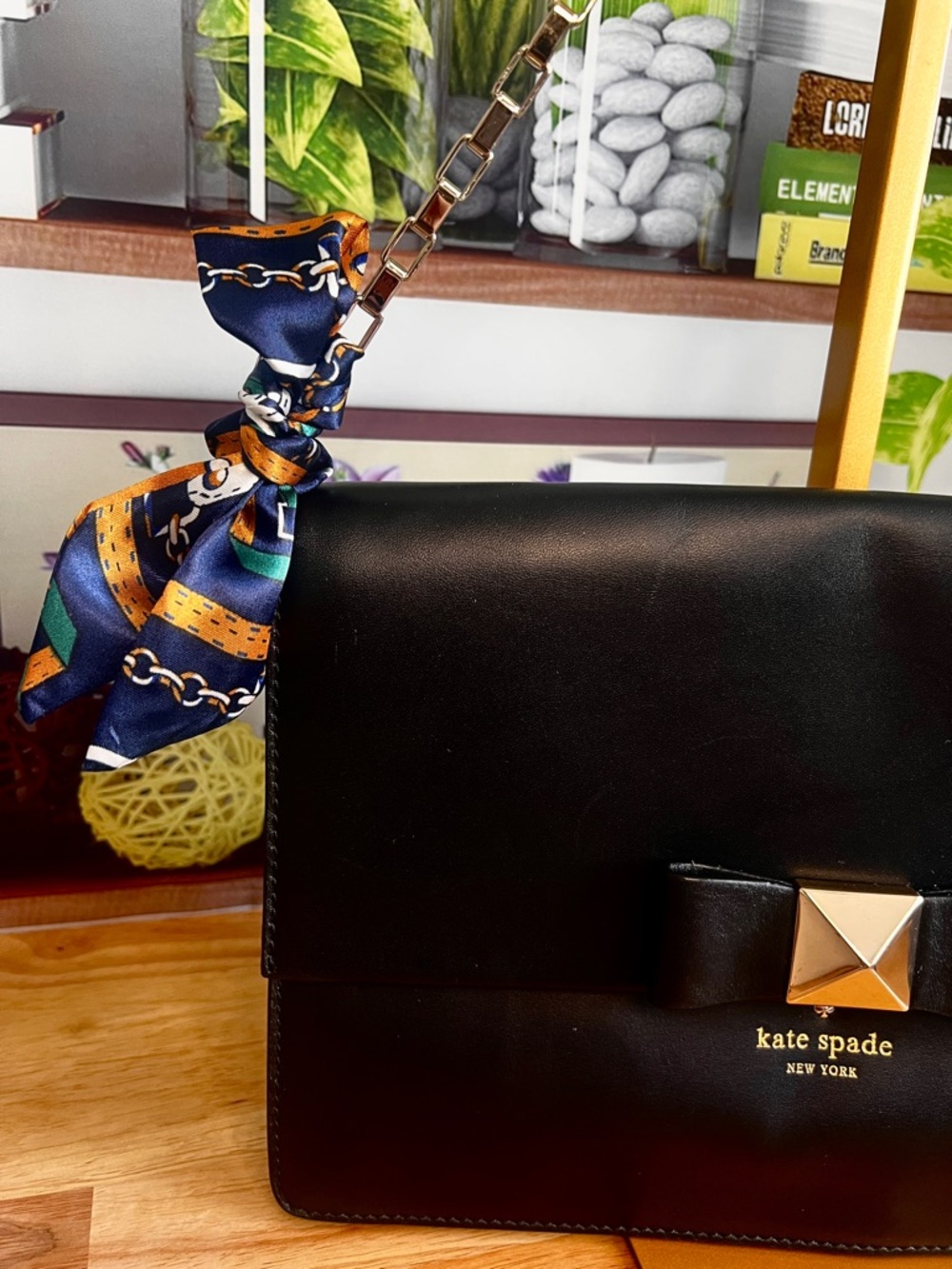 Kate Spade New York Black Leather Clutch Bag with Shoulder Strap and Bow Accent - Picture 13 of 14